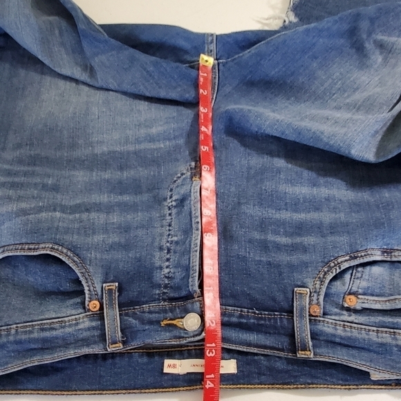 Levi's Premium Wedgie Button Fly Hi-Rise Jeans Size 18W Raw Hem Distressed - Picture 9 of 16